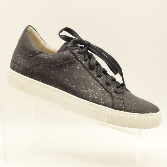 skechers black and gold sneakers